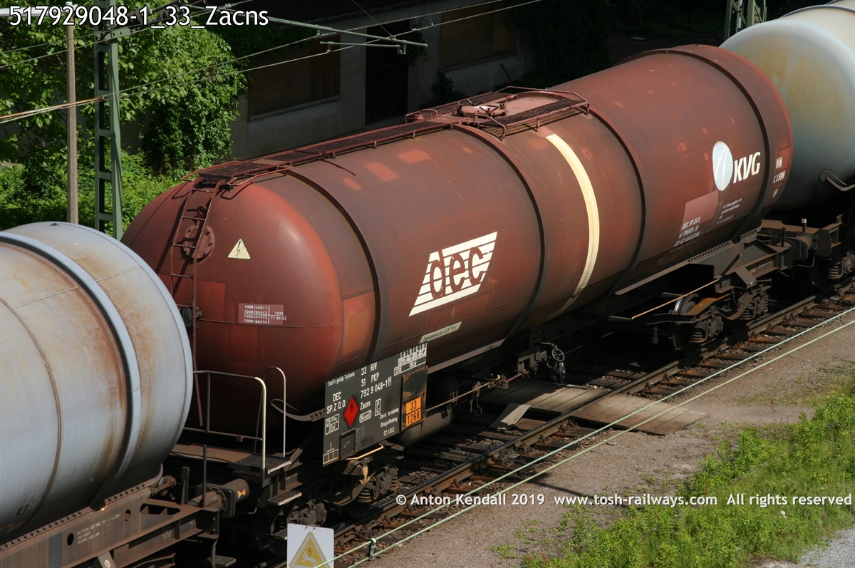 517929048-1_33_Zacns.jpg